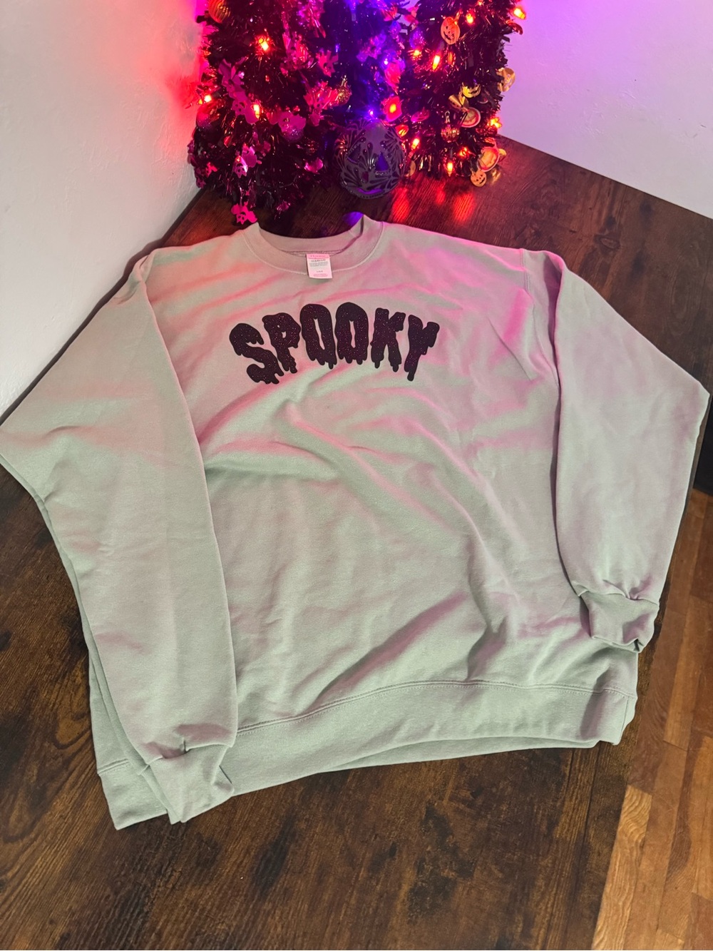 Hanes Spooky Graphic Crewneck Sweater - Light Gray